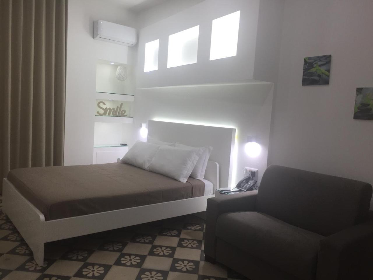 Villa Adelaide Suite & Room Torre A Mare Bagian luar foto