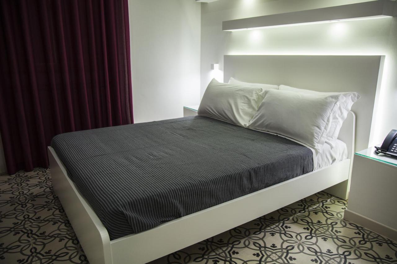 Villa Adelaide Suite & Room Torre A Mare Bagian luar foto