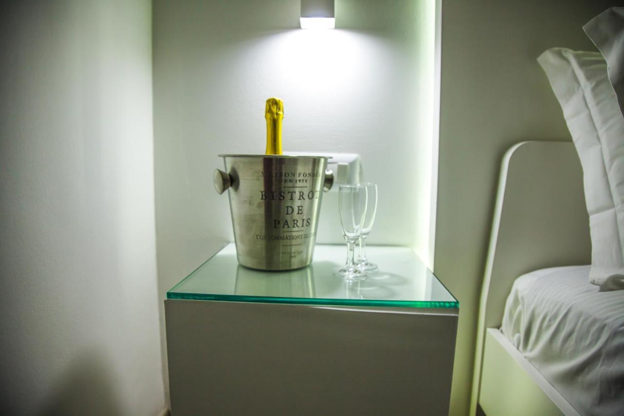 Villa Adelaide Suite & Room Torre A Mare Bagian luar foto
